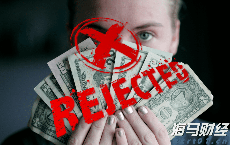 湛江边检站保障40万吨级转子帆加装船安全靠泊