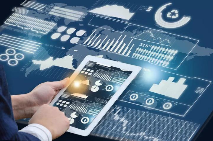 贵港公安护航“五一”假期平安